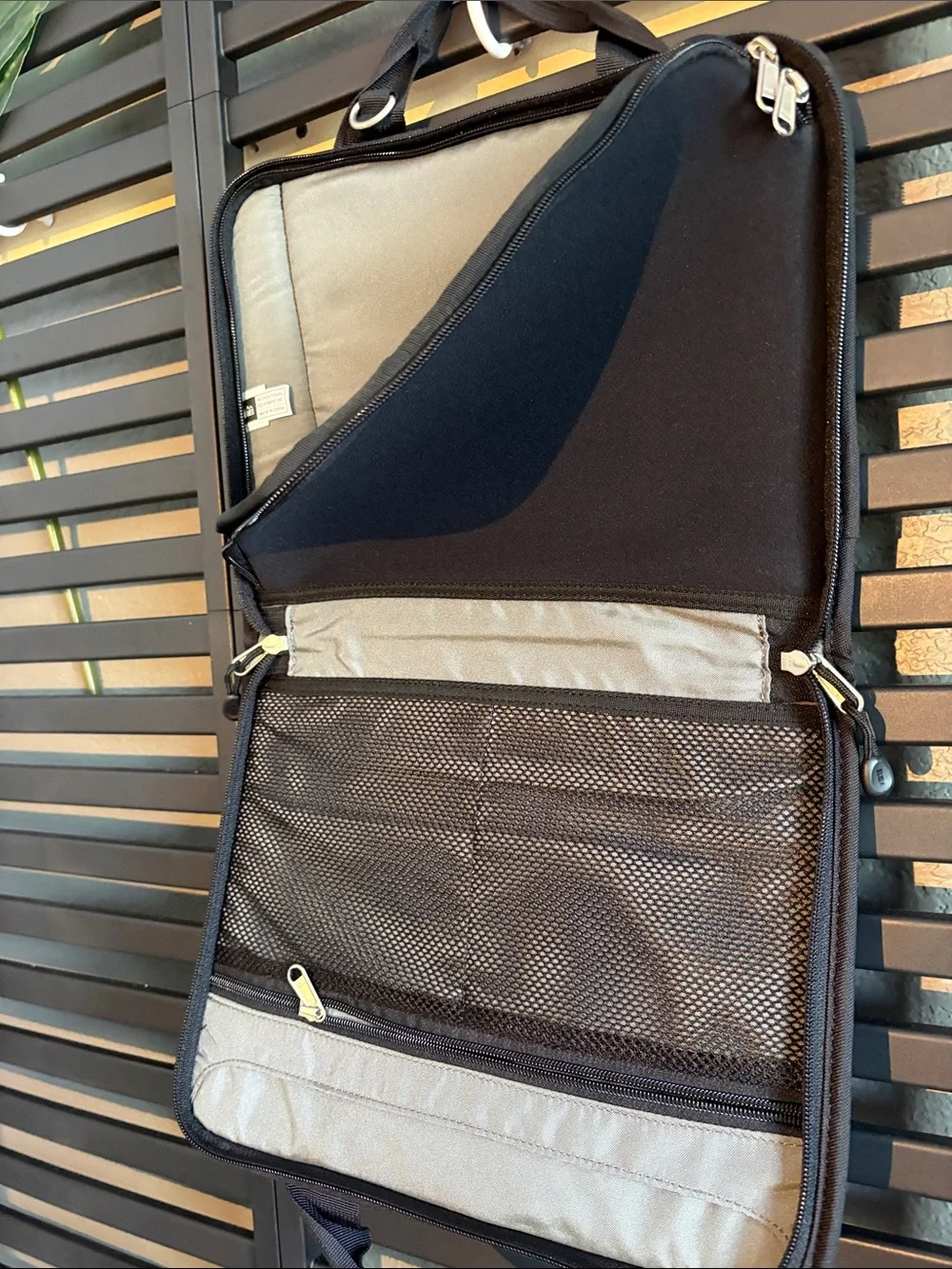 REI Black Tablet/iPad  Case with Pockets